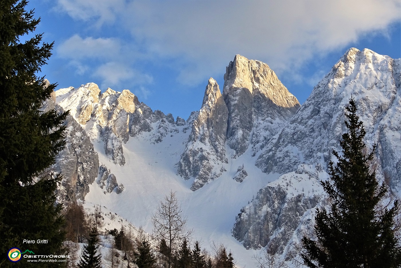 92 Il Cimon della Bagozza nella luce del tramonto.JPG